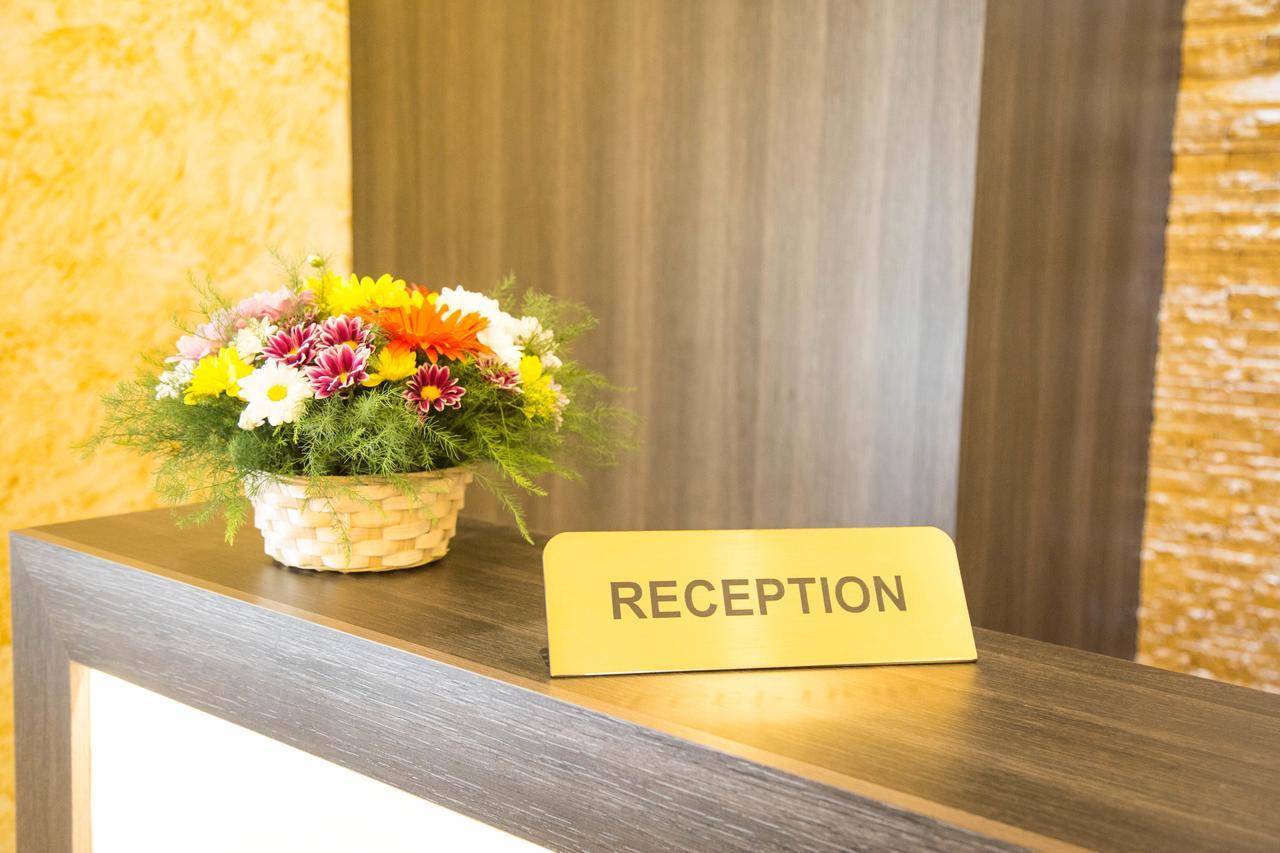 De'Mar Hotel Bishkek Ngoại thất bức ảnh