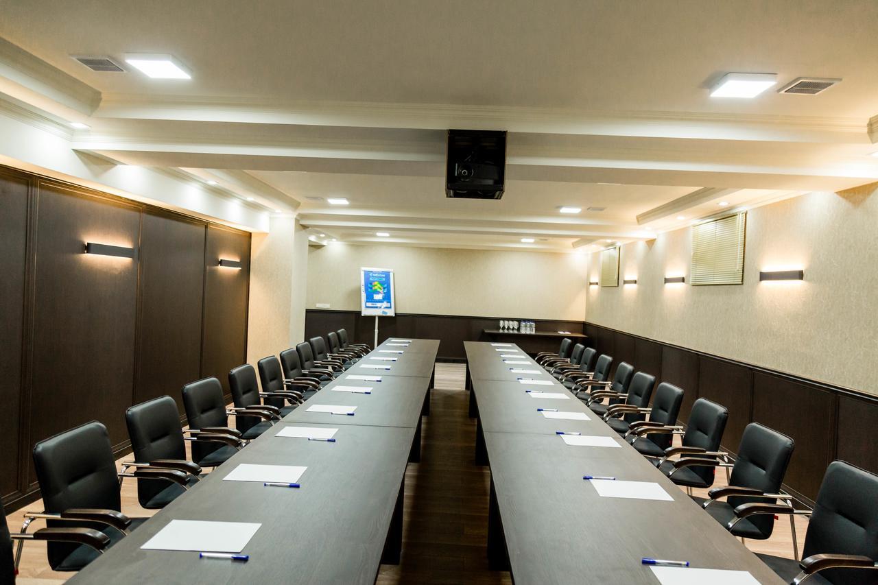 De'Mar Hotel Bishkek Ngoại thất bức ảnh
