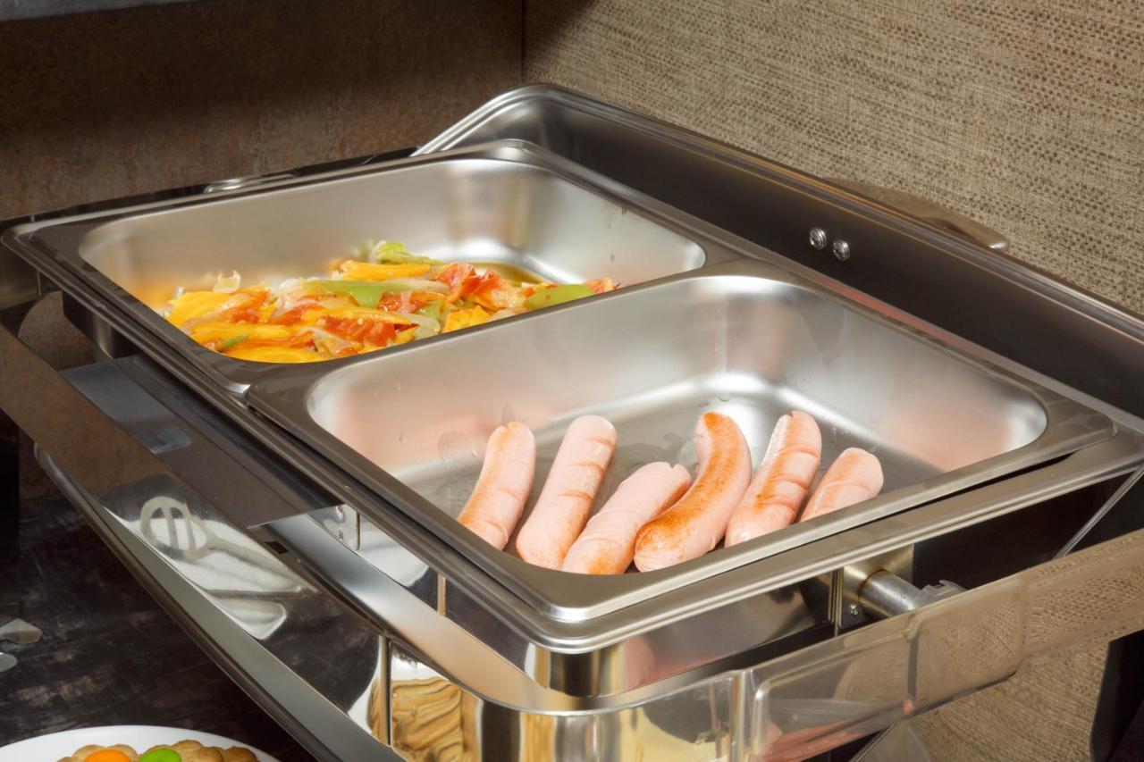 De'Mar Hotel Bishkek Ngoại thất bức ảnh