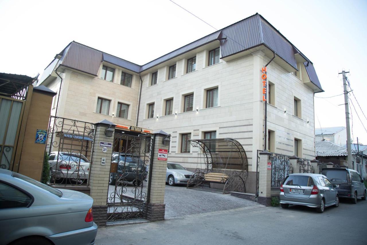 De'Mar Hotel Bishkek Ngoại thất bức ảnh