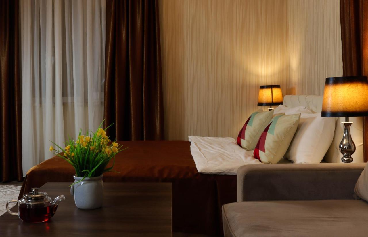 De'Mar Hotel Bishkek Ngoại thất bức ảnh